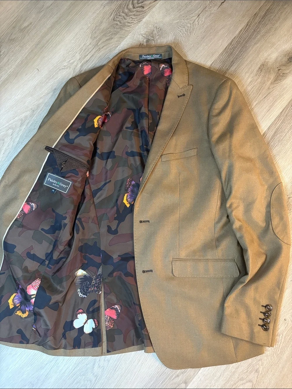 Paisley and Gray Slim Fit Blazer Tan Butterfly Camo Lining business casual 38L